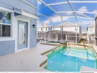 private swimming pool and jacuzzi